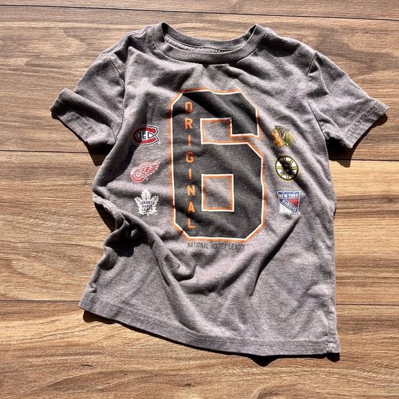 NHL Other - Gray Kids NHL Graphic T-Shirt